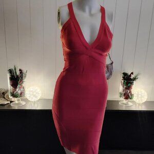 BEBE -S- BODYCON BANDAGE-SEAMLESS - CORAL PEACH